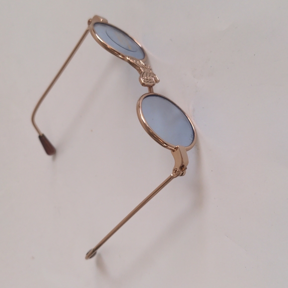 Doggie eyewear - Picture 4 of 5